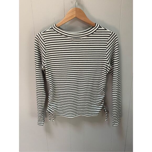 Cherish Stripped Top Medium - Picture 2 of 7